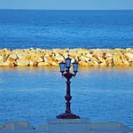 Domus Zeus Apartment Bari
